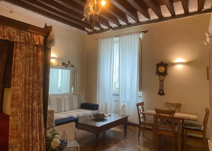 Tower House Acquario Apartment Genoa