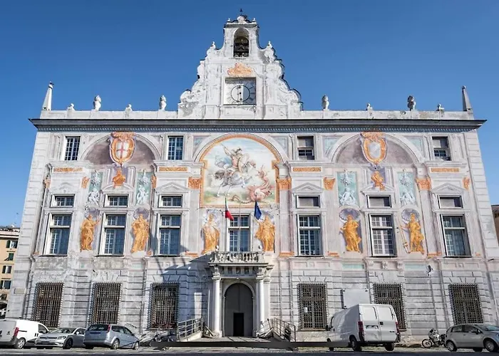 Tower House Acquario Genova