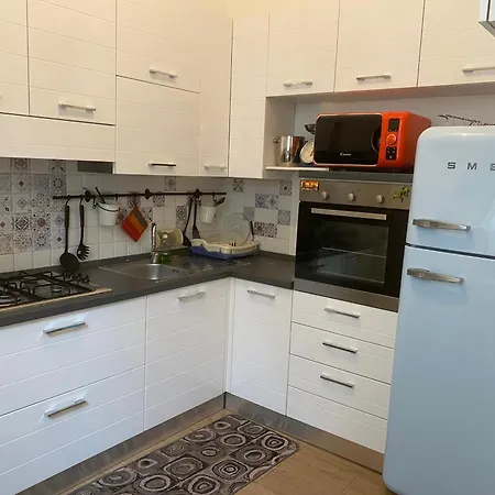 דירה Tower House Acquario ג'נובה