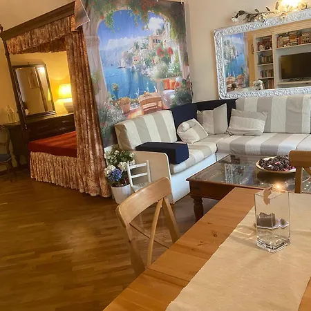 Tower House Acquario Apartment *