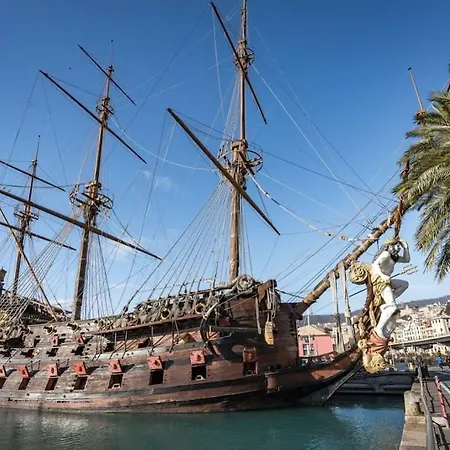 Tower House Acquario * ג'נובה